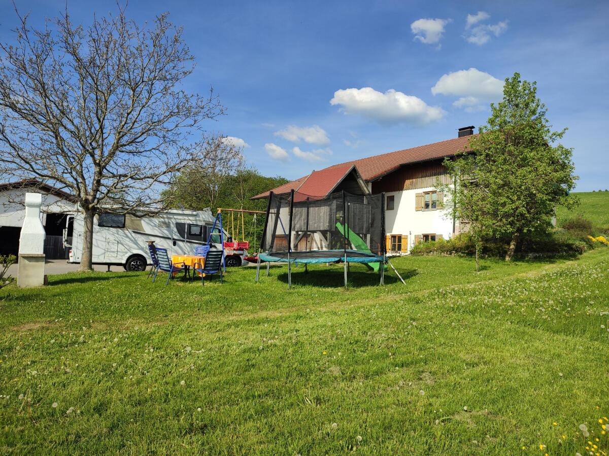 Vorschau: Camping direkt am Spielplatz auf dem Sonnenhof